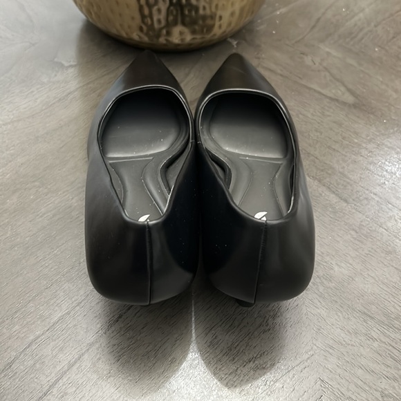 Franco Sarto Diva Leather Kitten Heel Pumps - Picture 10 of 13